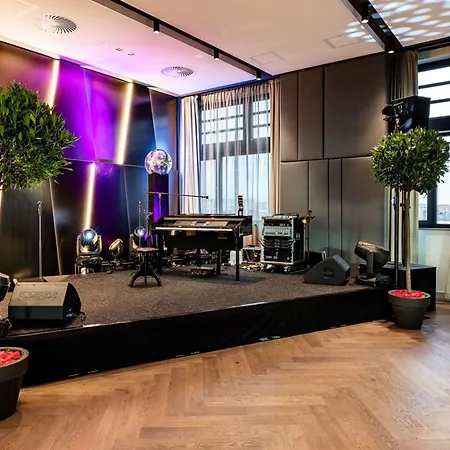 Atlantic ホテル 4*